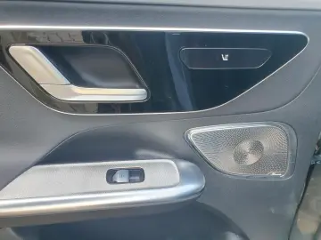 MERCEDES-BENZ EQE300 Premium Sound Allwetter Hintera…