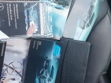 MERCEDES-BENZ EQE300 Premium Sound Allwetter Hintera…