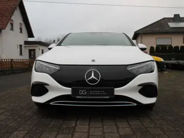MERCEDES-BENZ EQE 300 Mercedes Garantie bis 2031