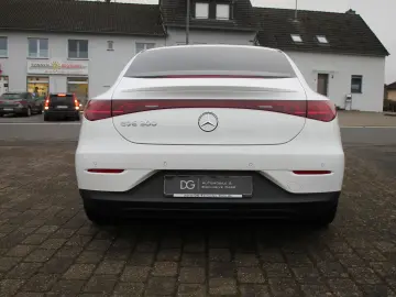 MERCEDES-BENZ EQE 300 Mercedes Garantie bis 2031