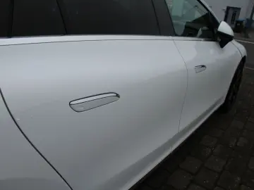 MERCEDES-BENZ EQE 300 Mercedes Garantie bis 2031