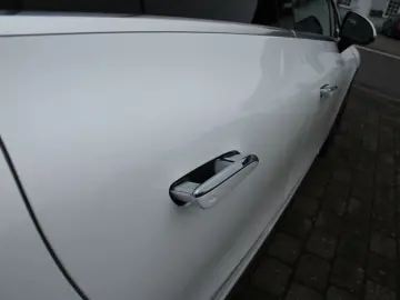 MERCEDES-BENZ EQE 300 Mercedes Garantie bis 2031