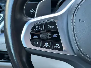 BMW X5 45e xD ACC M SPORT PANO H K MASSAGE BELÜFT 21