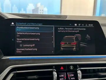 BMW X5 45e xD ACC M SPORT PANO H K MASSAGE BELÜFT 21