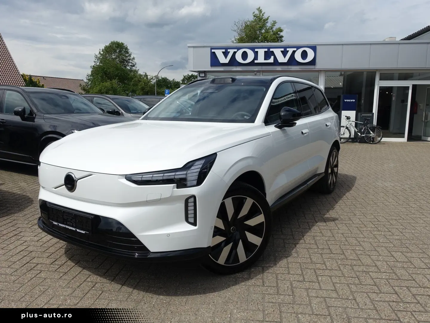 VOLVO EX90 Executive Edition Twin Motor 7 Sitze 360