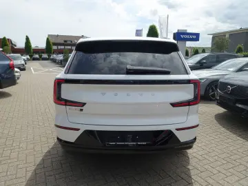 VOLVO EX90 Executive Edition Twin Motor 7 Sitze 360
