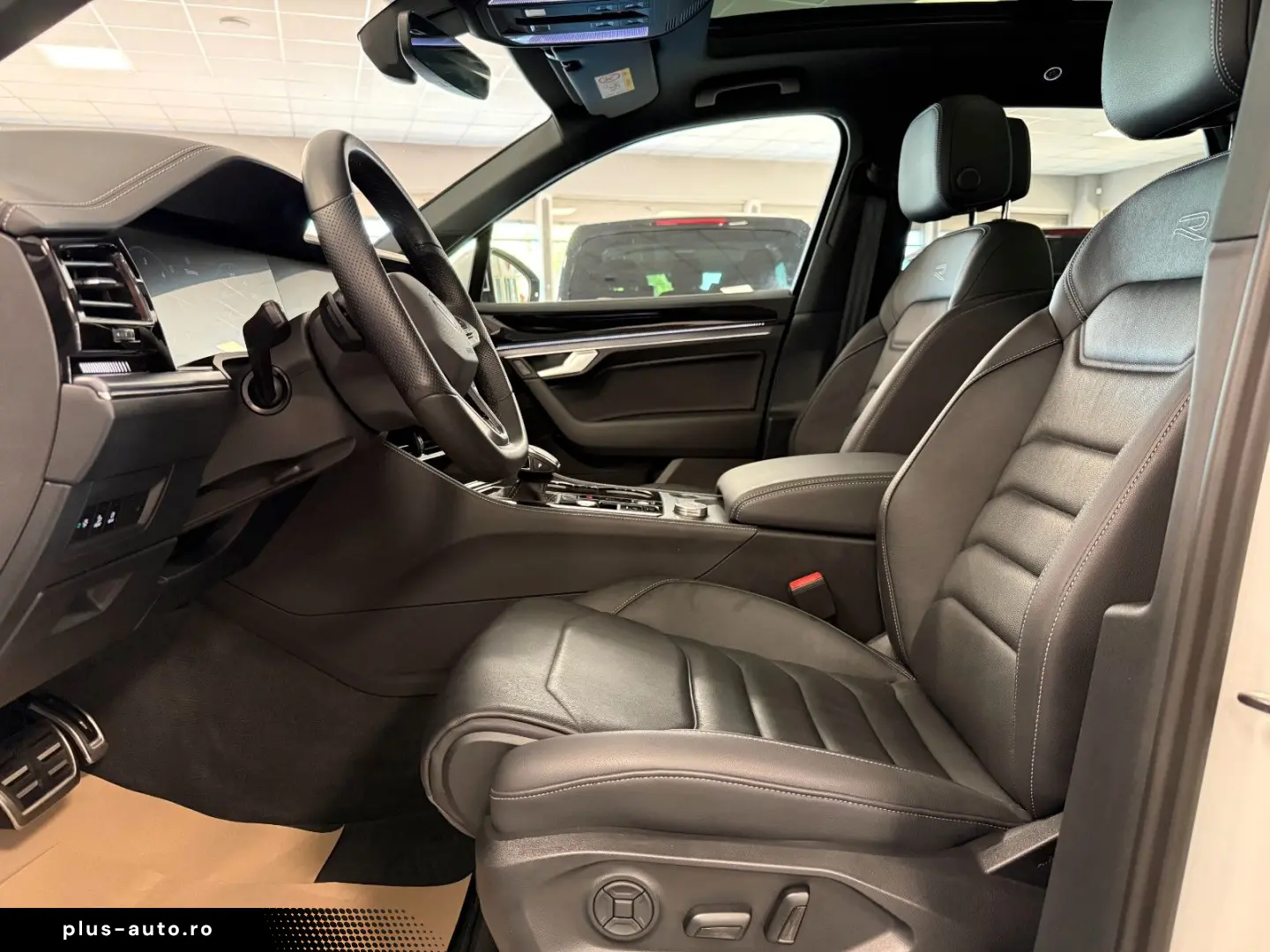 VW TOUAREG 3.0 V6 TDI R-LINE PANO MATRIX 19