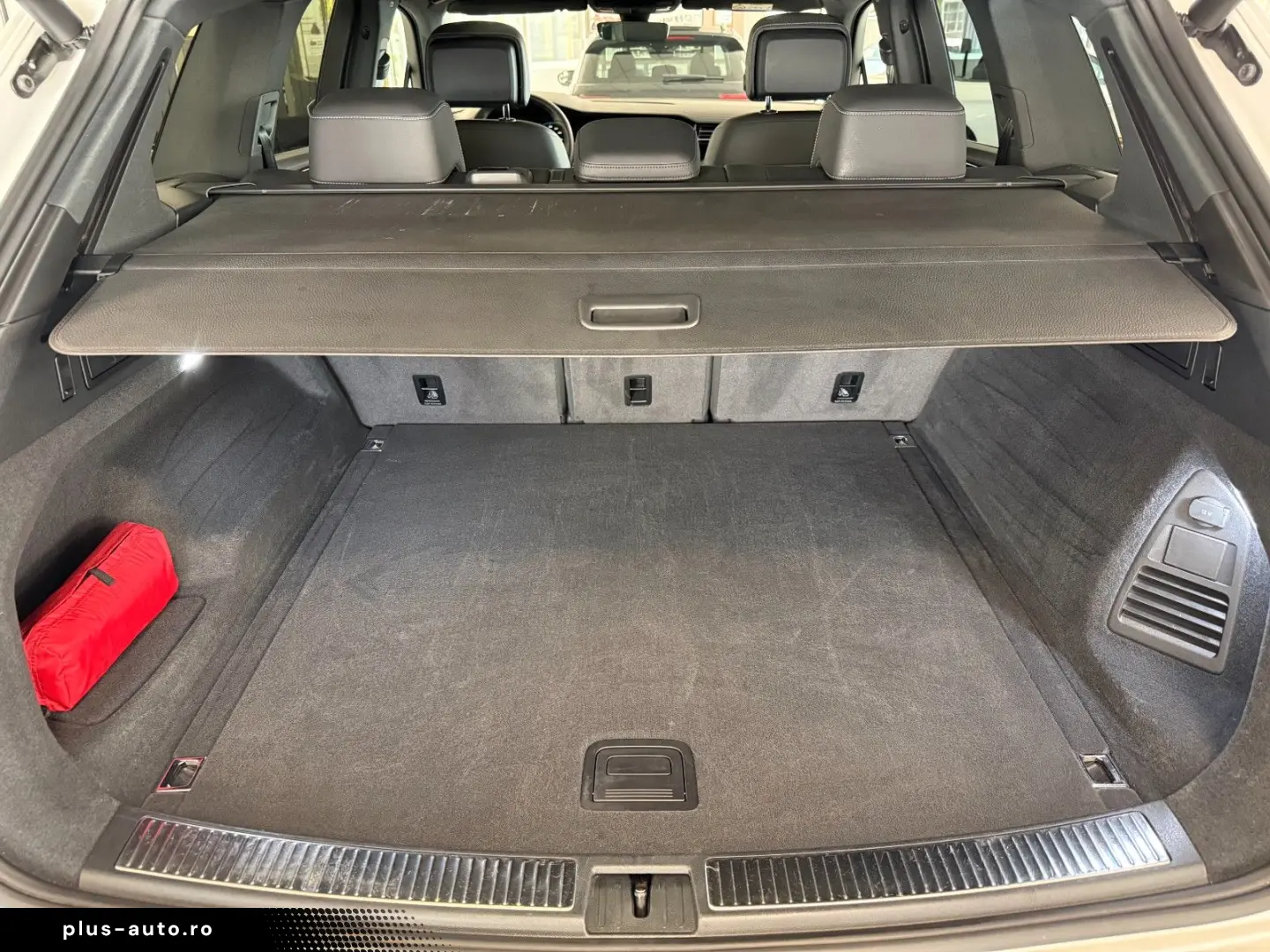 VW TOUAREG 3.0 V6 TDI R-LINE PANO MATRIX 19