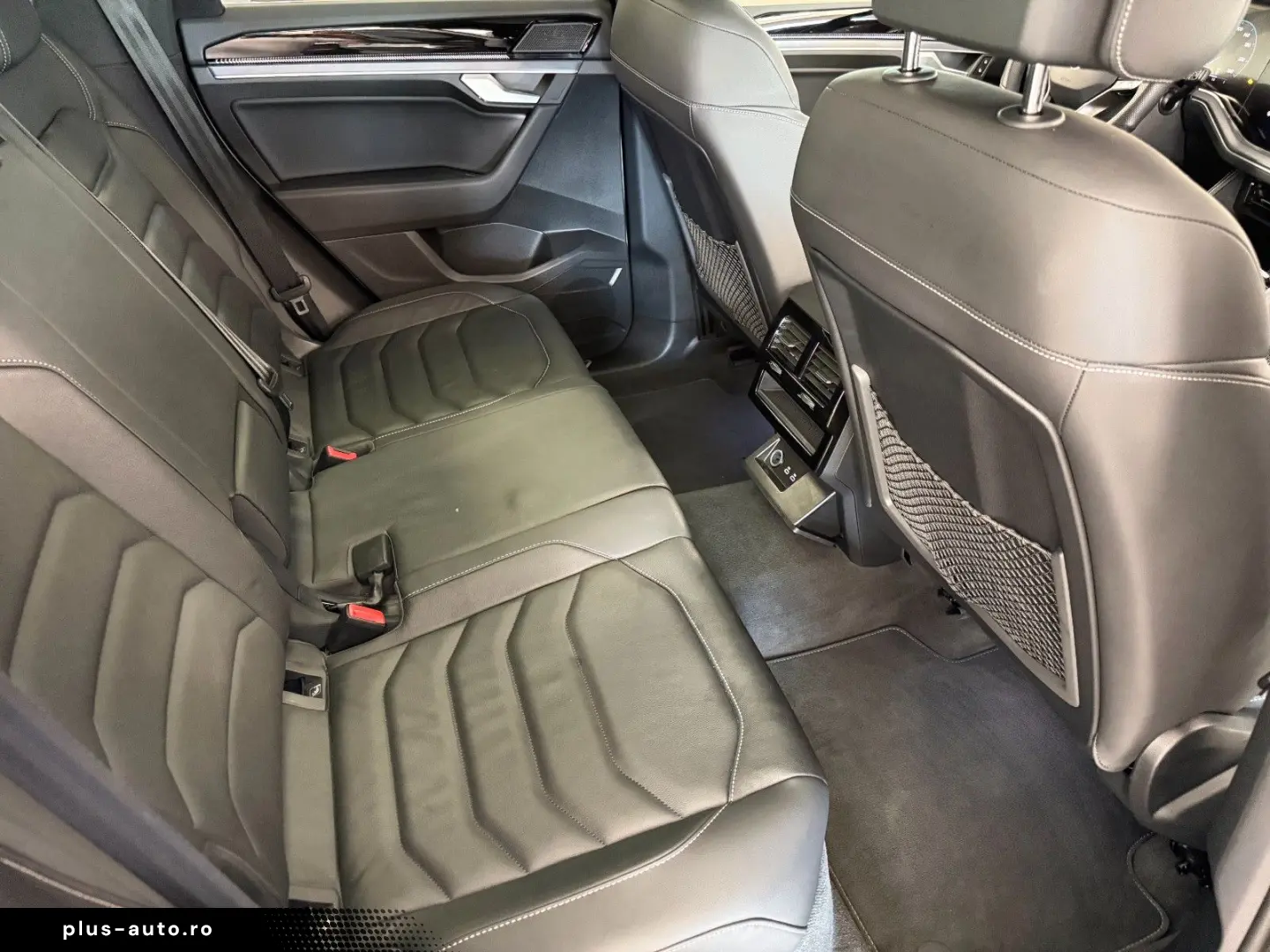 VW TOUAREG 3.0 V6 TDI R-LINE PANO MATRIX 19