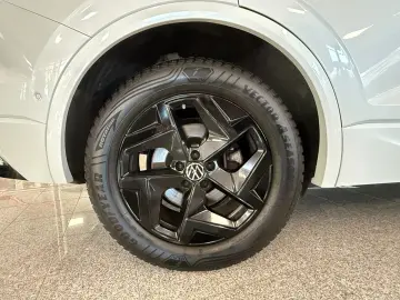 VW TOUAREG 3.0 V6 TDI R-LINE PANO MATRIX 19