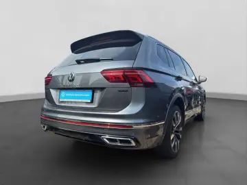 VW Tiguan Allspace 2.0 TDI DSG 4M R-LINE AHK PANO