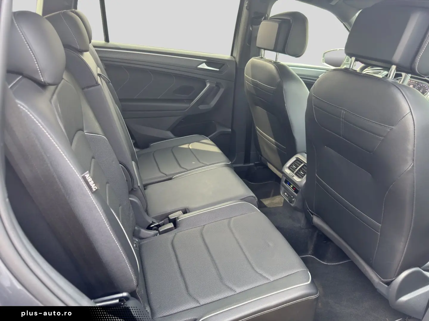VW Tiguan Allspace 2.0 TDI DSG 4M R-LINE AHK PANO