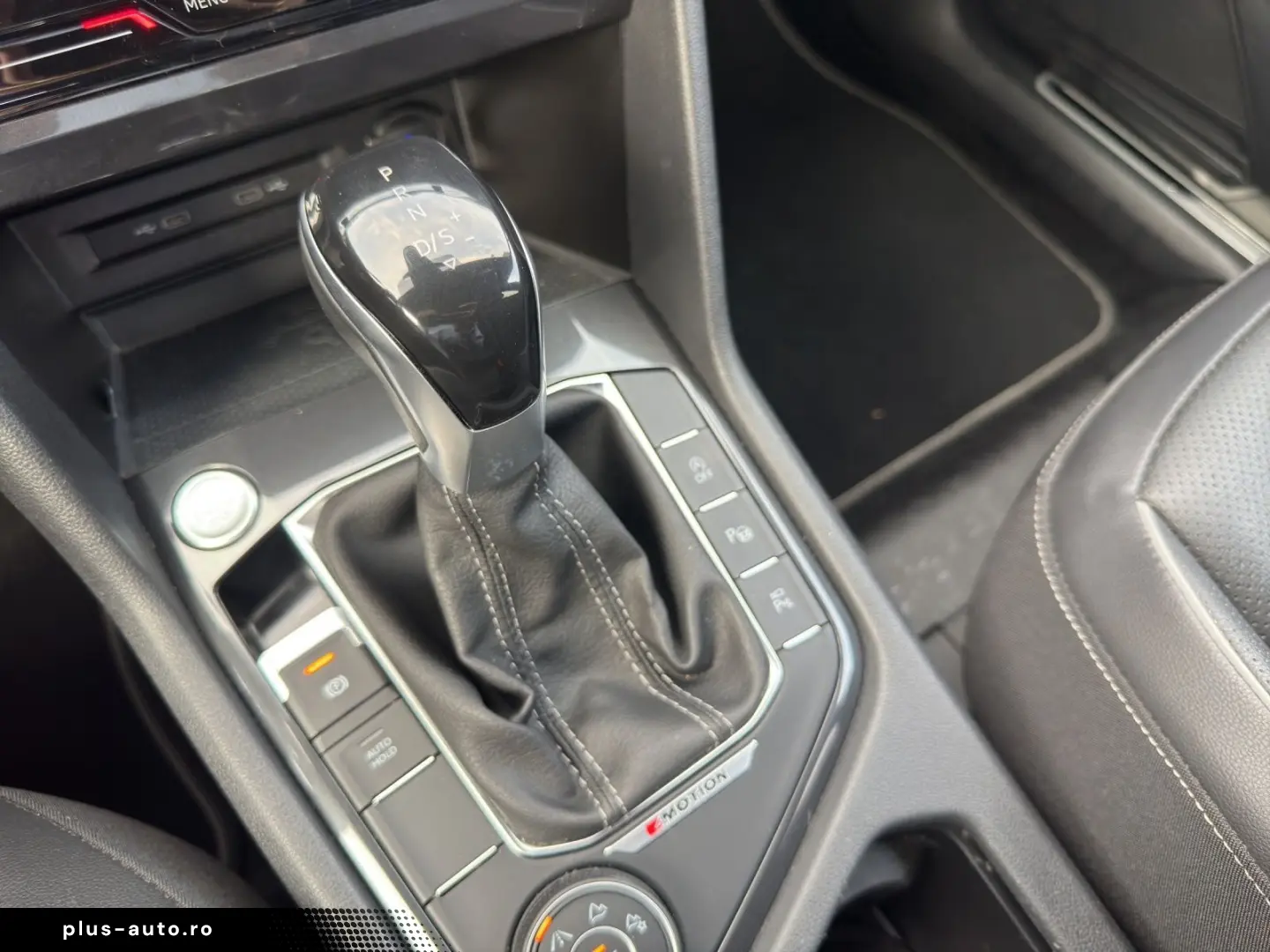 VW Tiguan Allspace 2.0 TDI DSG 4M R-LINE AHK PANO