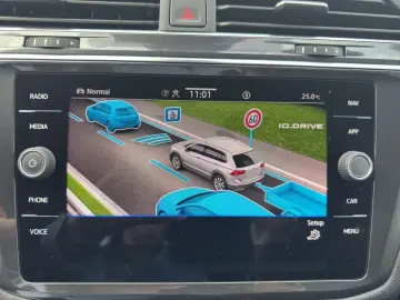 VW Tiguan Allspace 2.0 TDI DSG 4M R-LINE AHK PANO