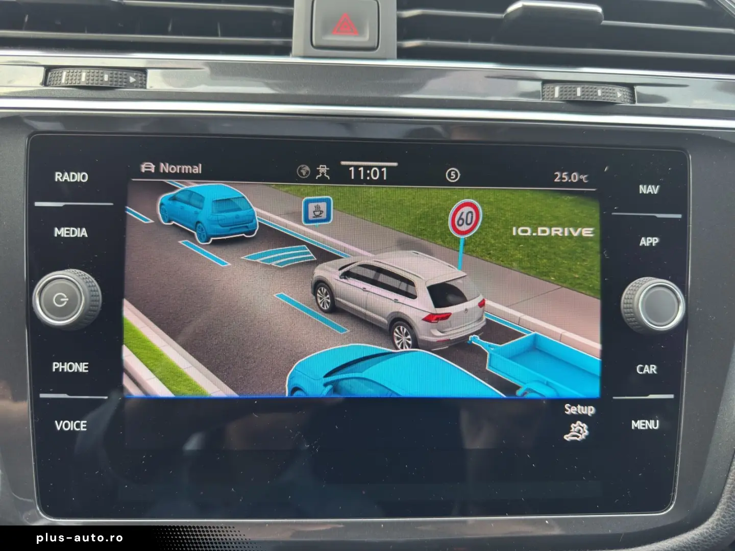 VW Tiguan Allspace 2.0 TDI DSG 4M R-LINE AHK PANO