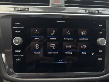 VW Tiguan Allspace 2.0 TDI DSG 4M R-LINE AHK PANO
