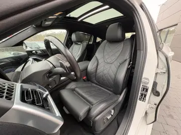 BMW X6 M60 i xDrive LED PANO KAMERA H&K NAVI