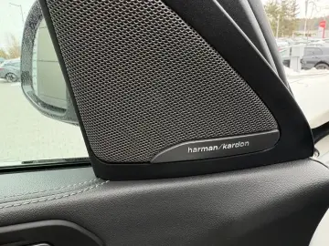 BMW X6 M60 i xDrive LED PANO KAMERA H&K NAVI