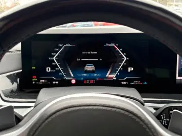 BMW X6 M60 i xDrive LED PANO KAMERA H&K NAVI