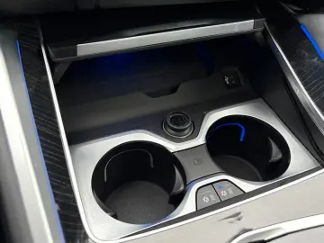BMW X6 M60 i xDrive LED PANO KAMERA H&K NAVI