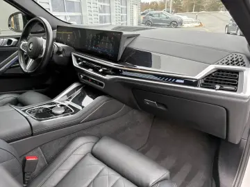 BMW X6 M60 i xDrive LED PANO KAMERA H&K NAVI