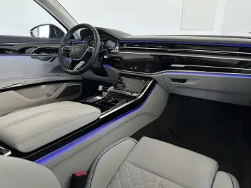 Audi A8 LANG CHAUFFEUR     S LINE   KERAMIK  B&O