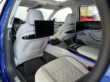 Audi A8 LANG CHAUFFEUR     S LINE   KERAMIK  B&O