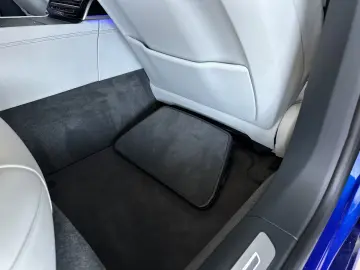 Audi A8 LANG CHAUFFEUR     S LINE   KERAMIK  B&O