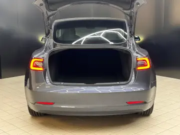 TESLA Model 3 Long Range Dual AWD PANO LED NAVI KAM WP