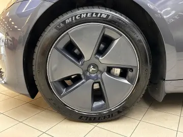 TESLA Model 3 Long Range Dual AWD PANO LED NAVI KAM WP