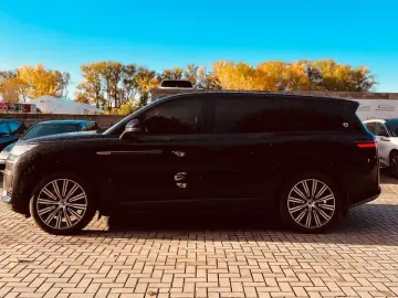 925 CP - BYD Denza N9 DM Flagship1