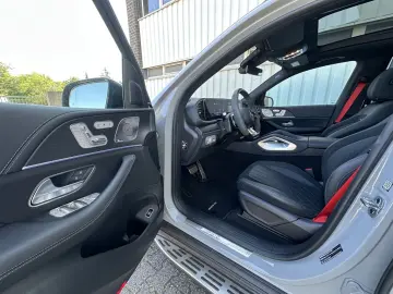 MERCEDES-BENZ GLE 63 AMG S 4M  PANO BURM DRIVERS HUD MASSAGE