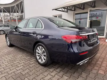 Mercedes-Benz E 220d 9G