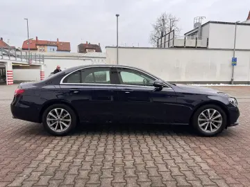 Mercedes-Benz E 220d 9G