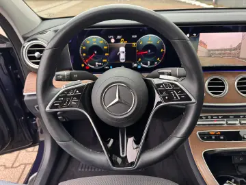Mercedes-Benz E 220d 9G