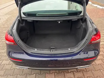 Mercedes-Benz E 220d 9G
