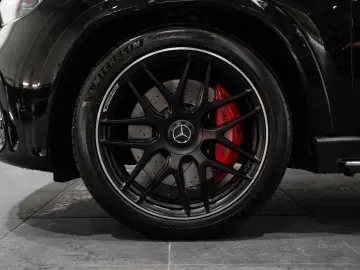 MERCEDES-BENZ GLE 63 AMG S 4M PANO TRITTBR. NIGHT CA…