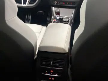 BMW M3 Competition Limousine Harman K Kamera LED