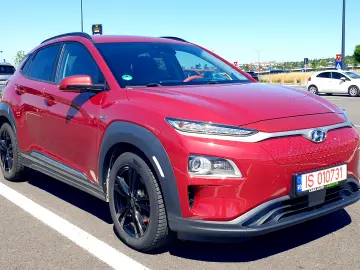 Hyundai KONA Electric 64 KW 204CP Pompa caldura HUD SOH 100%