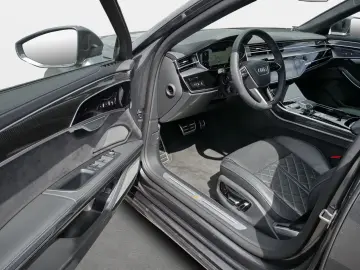 Audi A8 Lang 60 TFSIe qu. S line UPE182 € TV Nacht 4S