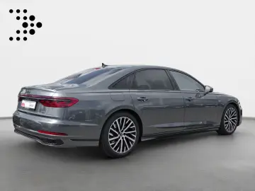 Audi A8 Lang 60 TFSIe qu. S line UPE182 € TV Nacht 4S