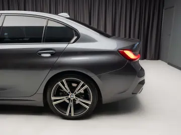 BMW Seria 318i G20 Sedan