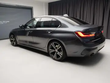 BMW Seria 318i G20 Sedan