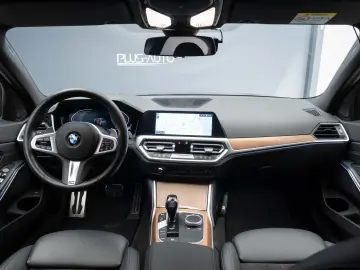 BMW Seria 318i G20 Sedan