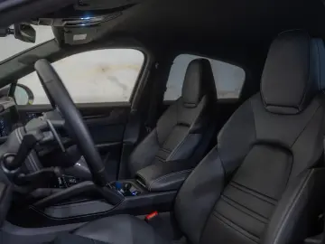 PORSCHE Cayenne Coupé 4.0 Turbo E-Hybrid GT