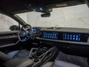 PORSCHE Cayenne Coupé 4.0 Turbo E-Hybrid GT