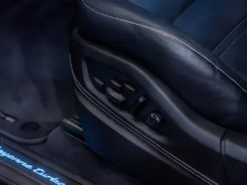 PORSCHE Cayenne Coupé 4.0 Turbo E-Hybrid GT