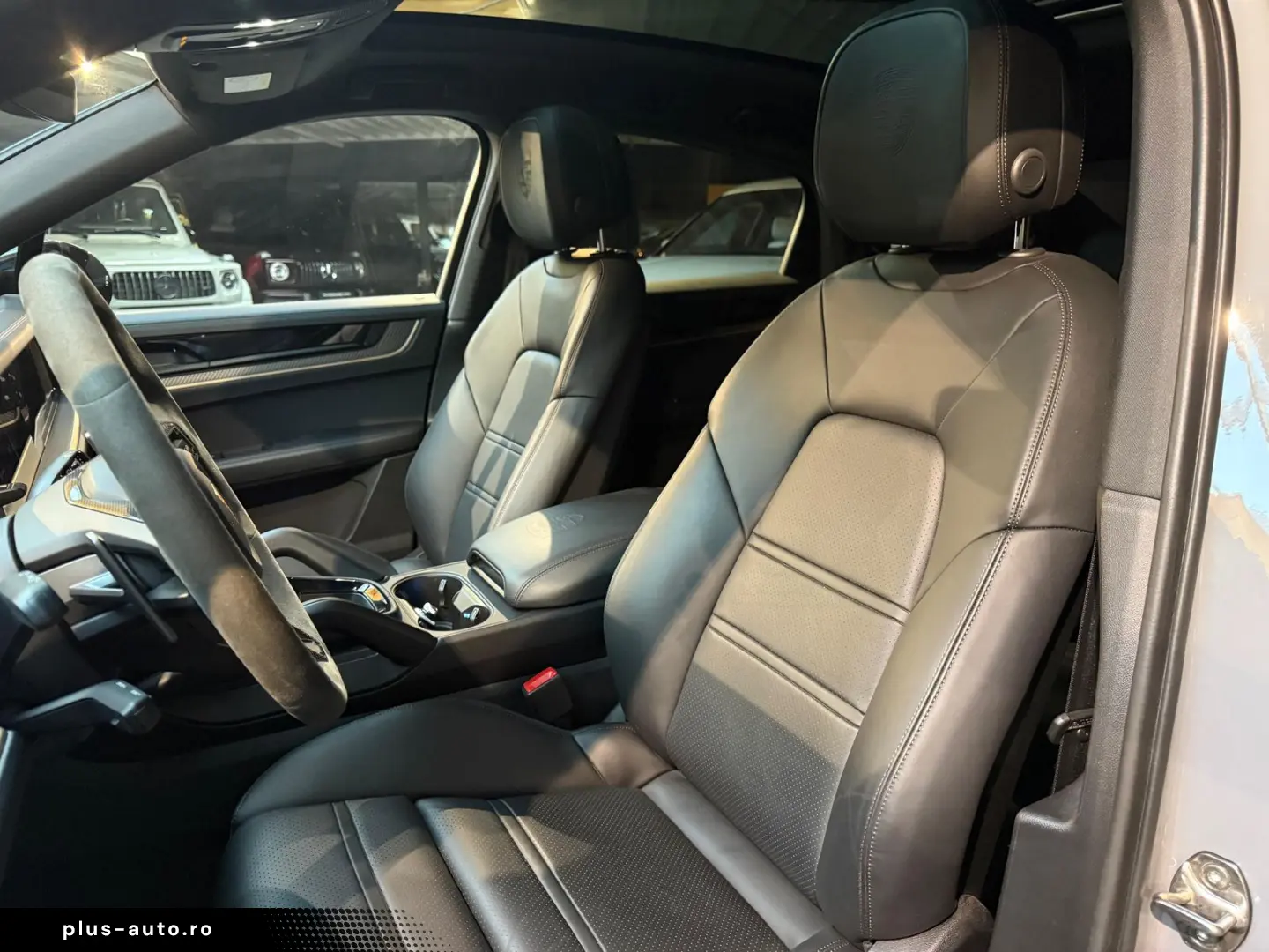 PORSCHE Cayenne Coupe S E-Hybrid   Sport Design   Head-U