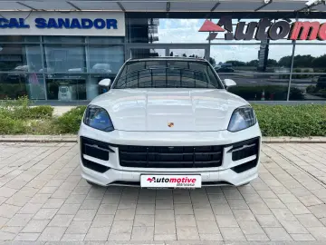 PORSCHE Cayenne Coupe
