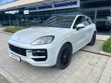 PORSCHE Cayenne Coupe